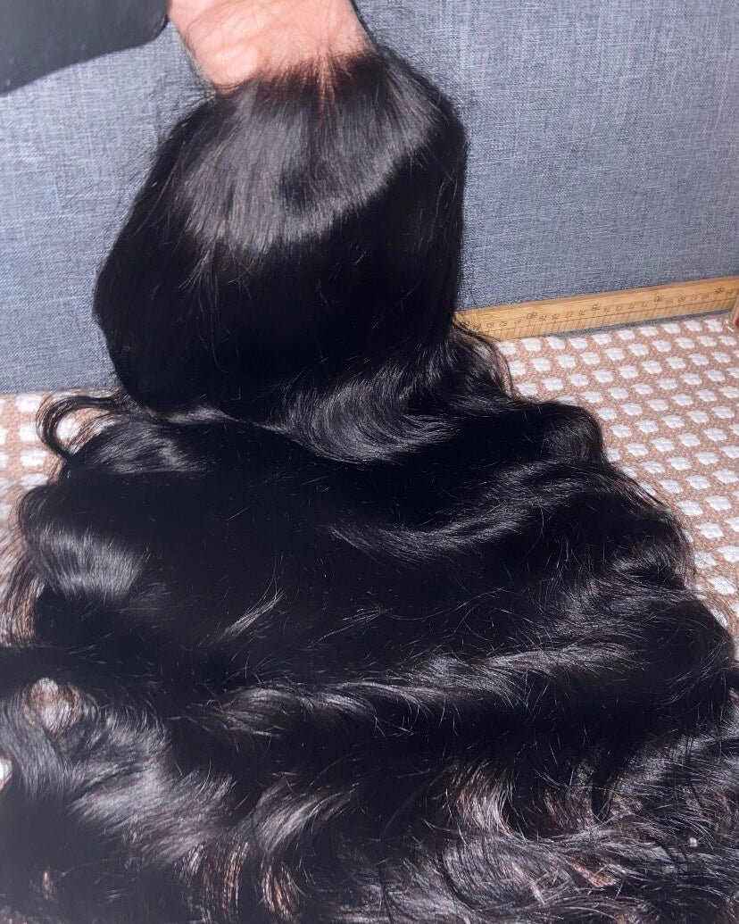 Closure HD Lace Wig With Natural Wavy