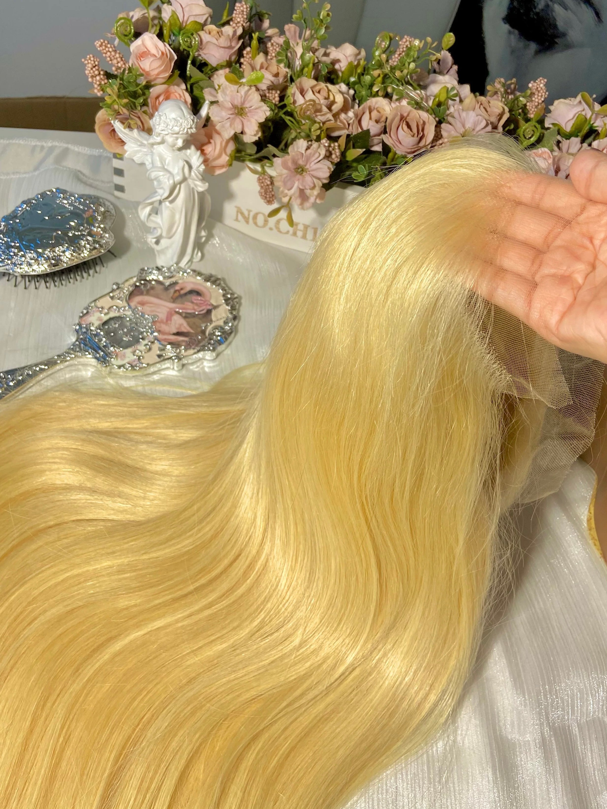 #613 Frontal Straight Lace Wig
