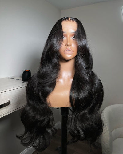 Lace Closure Wavy Natural Black Wig