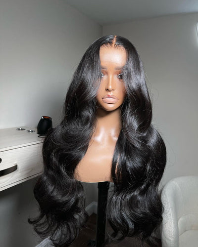 Lace Closure Wavy Natural Black Wig